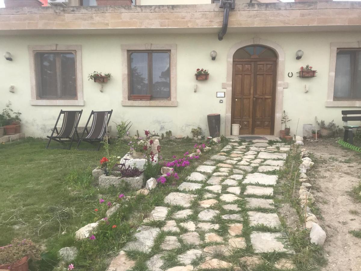 Villa Radiosa Gravina in Puglia Exterior photo