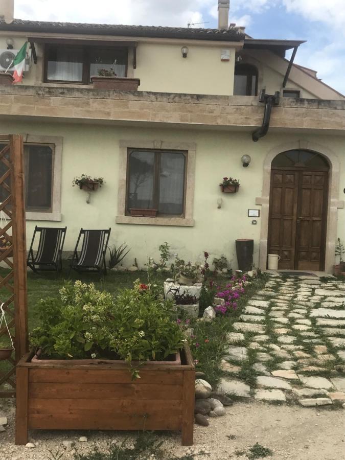 Villa Radiosa Gravina in Puglia Exterior photo